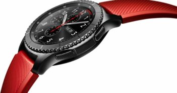 Samsung has extended its wearables portfolio with the Gear S3 smartwatch, which combines timeless design with the latest mobile technology.
