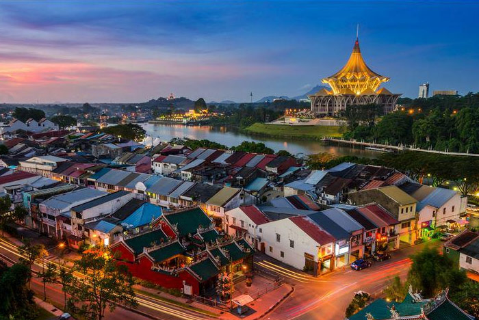 Kuching is best known for its dense rainforests, tribal villages, and national parks, but there's also plenty to experience once you leave the forest.