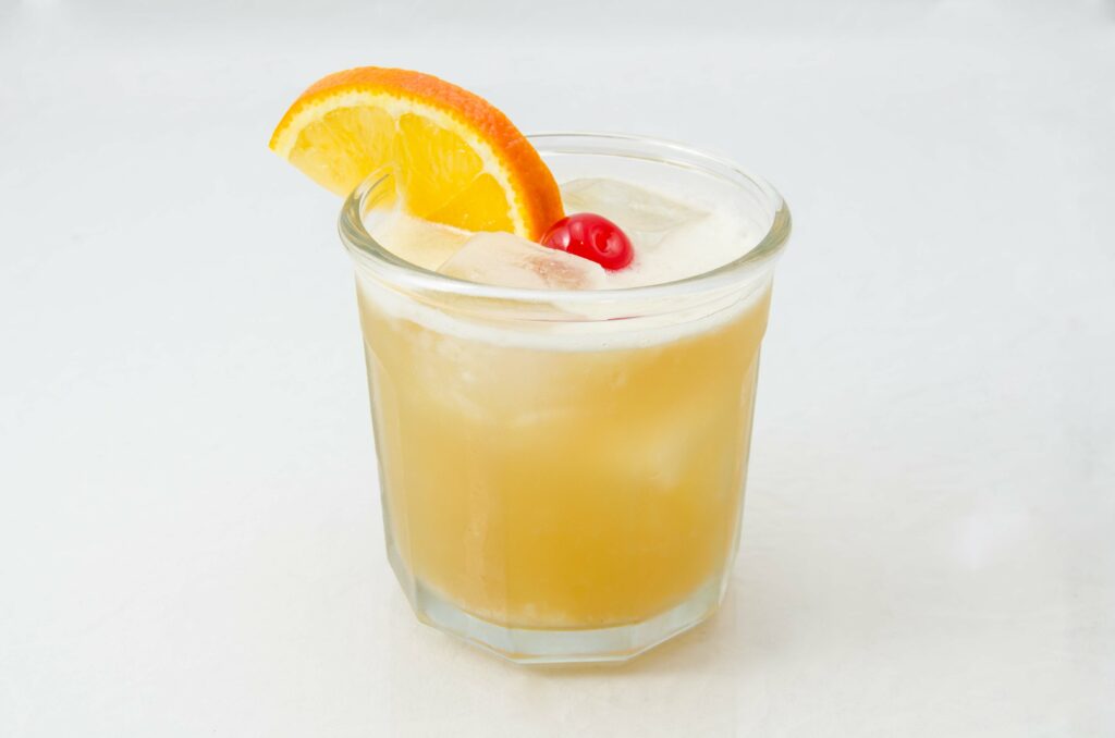 Whisky sour cocktail