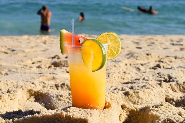 drinks at the beach