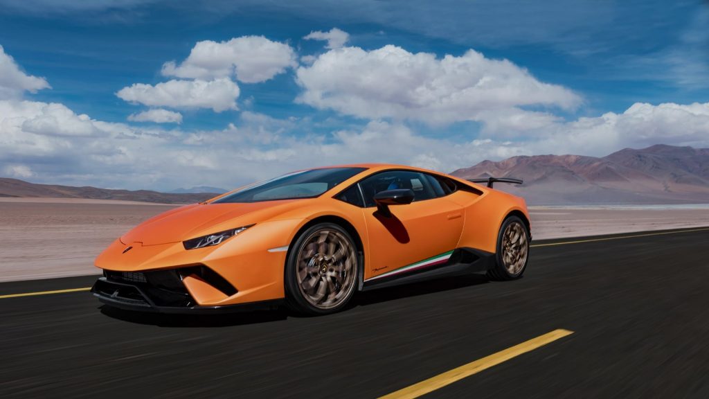 The new Lamborghini Huracán Performante combines cutting-edge technology with the marque’s most powerful V10 engine to date.