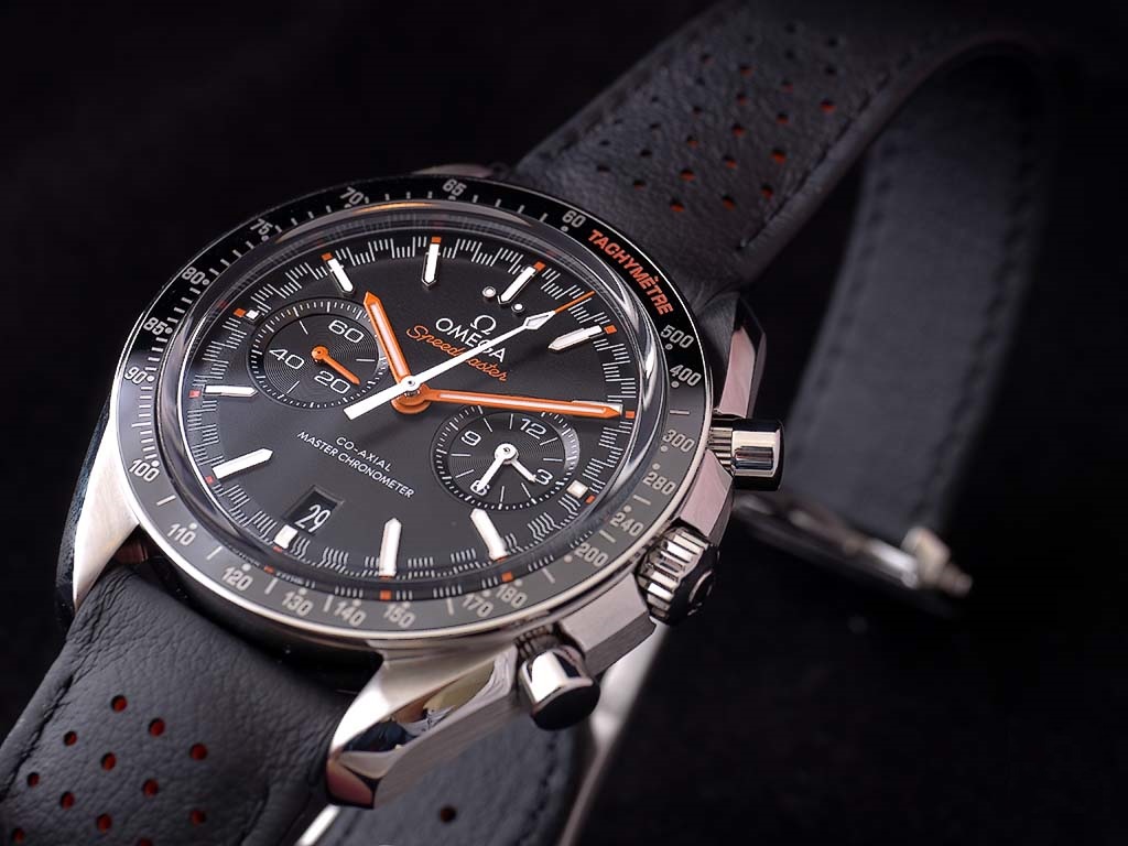 Omega gives into its passion for performance and speed with the arrival of the new Speedmaster Racing Master Chronometer.
