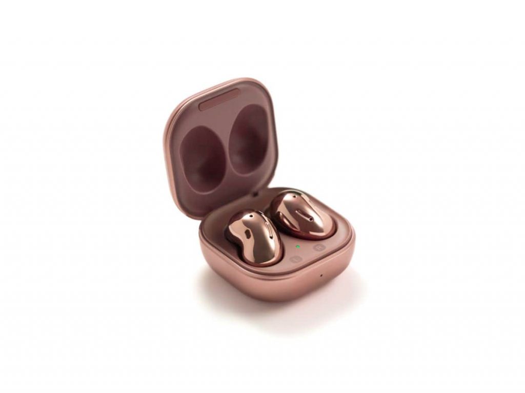 With the arrival of new Samsung smartphones comes the release of new Galaxy Buds Live, ergonomic earbuds for lads on the go. 