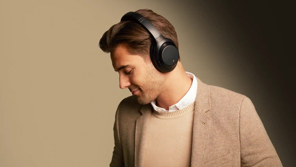 Sony's new WH-1000XM4 over-ear headphones let you personalise your music experience, improve noise-cancellation, and communicate effectively when you're on the move. 