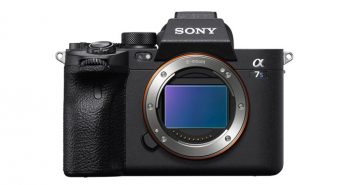 If you've been on the lookout for a mirrorless camera that scores high marks for both video and stills, the new Sony Alpha a7S III is sure to impress.