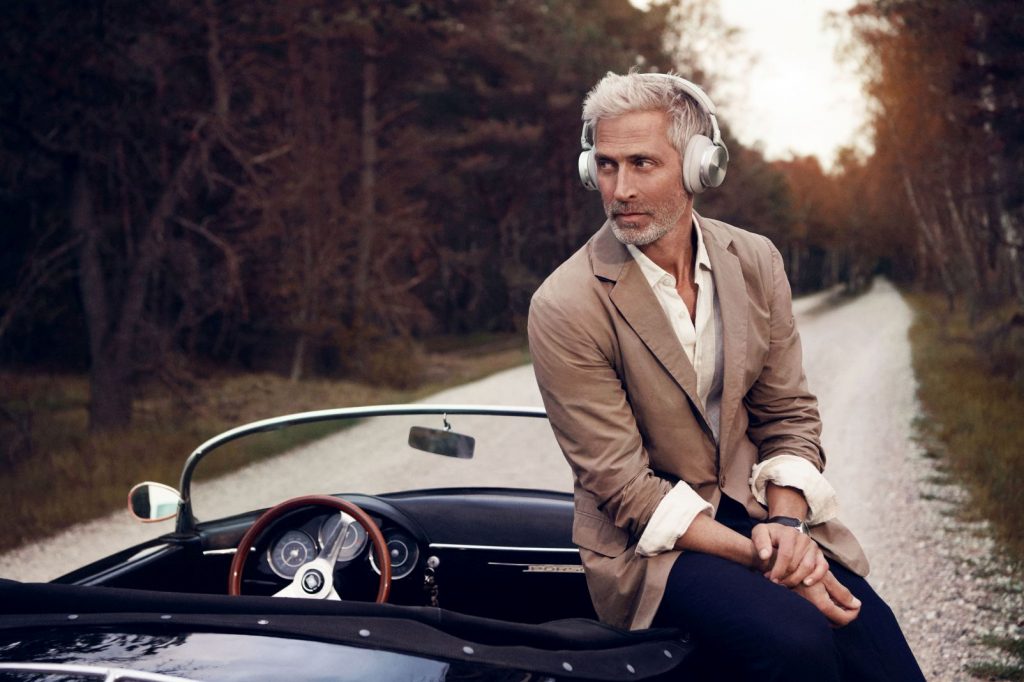 Combining 95 years of innovation in sound, design and craftsmanship, Bang & Olufsen's new Beoplay H95 wireless headphones are the ultimate ear candy. 
