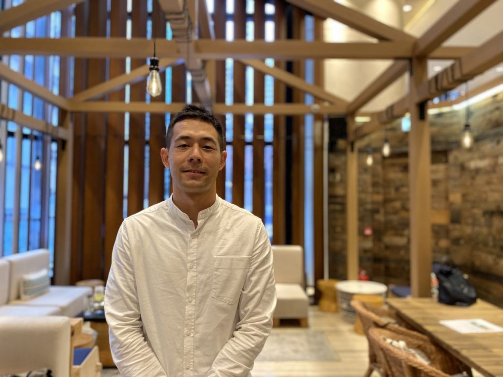 We speak with Adam Wong, co-owner of new lounge bar Hakuba, on seeking inspiration in the Japanese Alps, and bringing an après-ski ambience to Causeway Bay. 