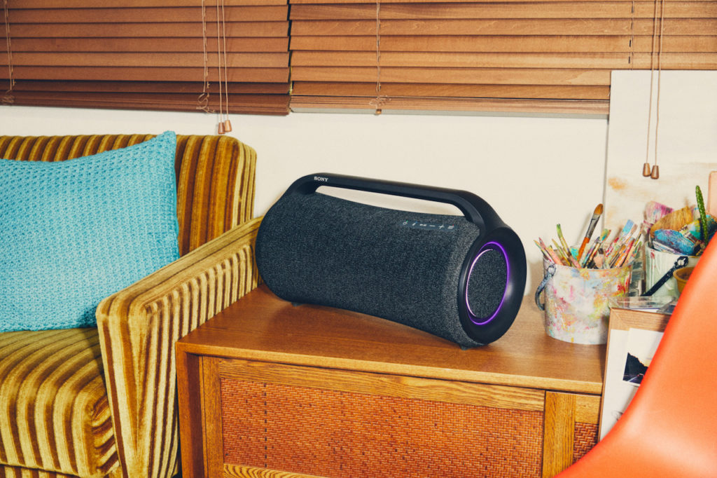 If you like to live life at full volume, Sony's new XG500 speaker will ensure you have the power at your fingertips. 