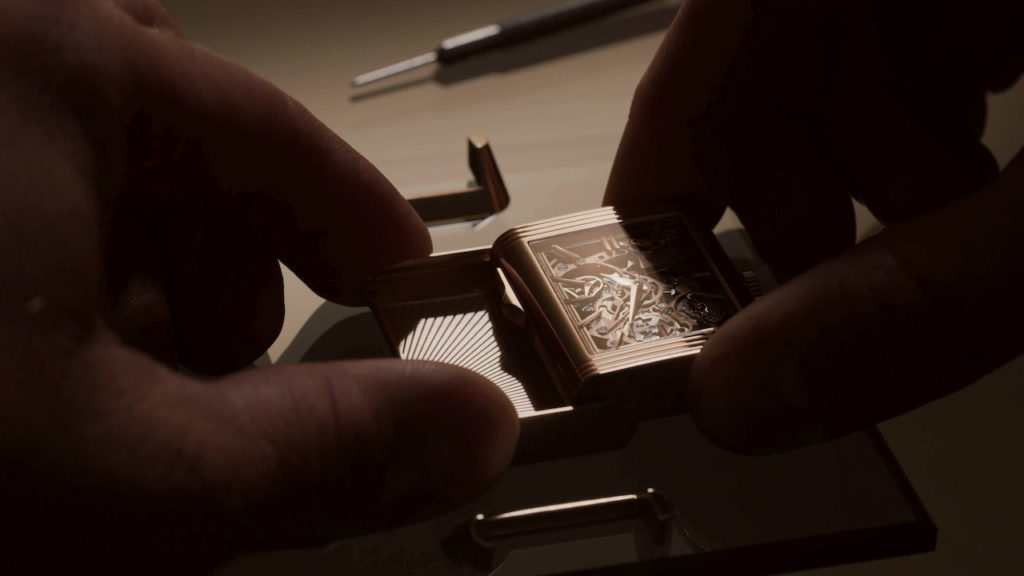 Ninety years after the birth of the Reverso, and 150 years after creating its first minute repeater, Jaeger-LeCoultre presents the limited-release Reverso Tribute Minute Repeater. 