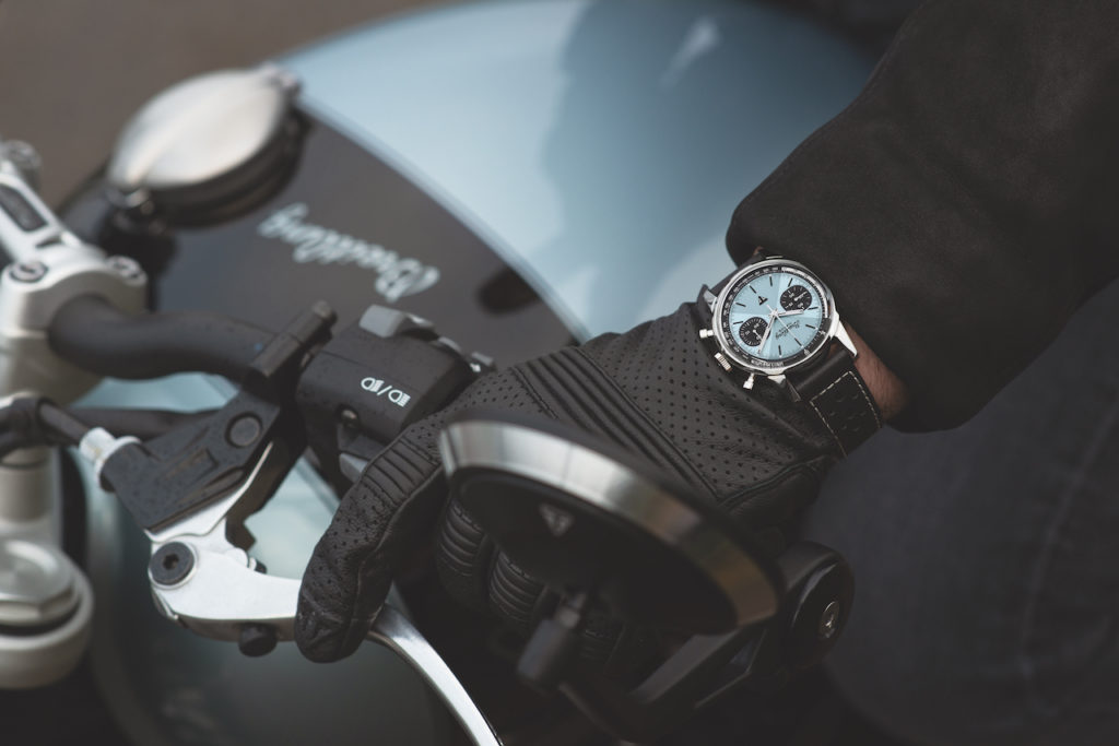 A new collaboration between Breitling and Triumph has created sophisticated new timepieces and one hell of a sexy new bike. 