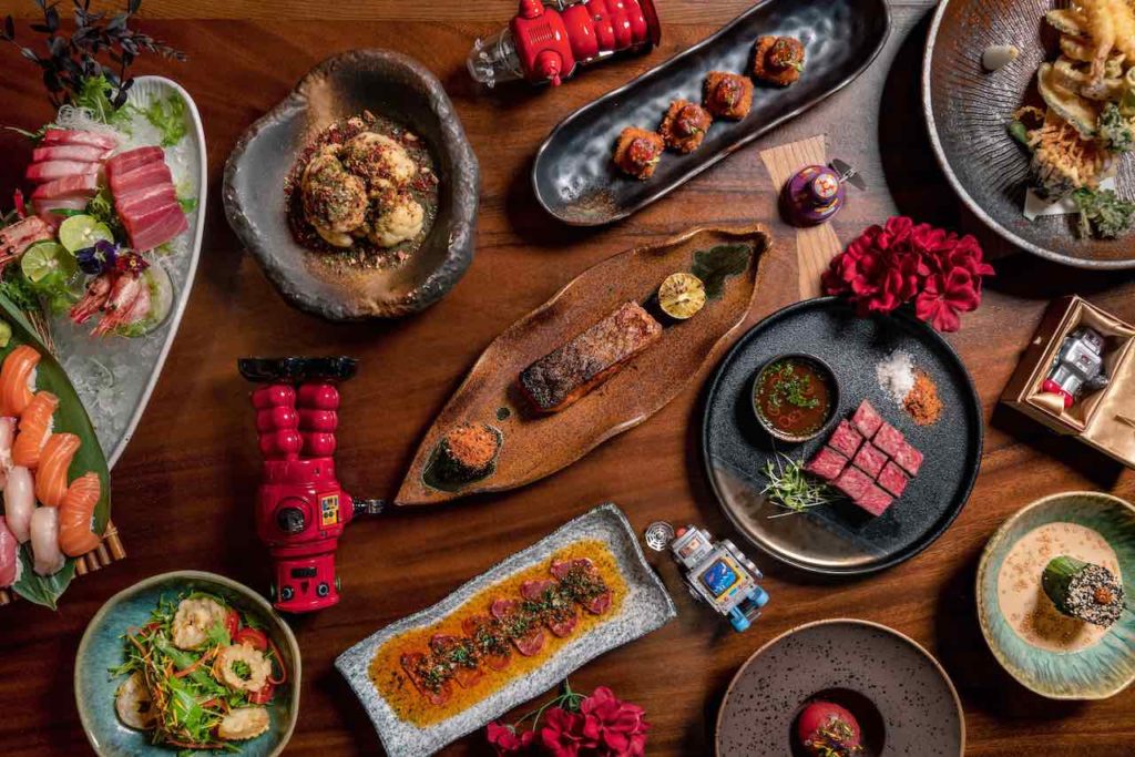 This Valentine's, despite on-going dining restrictions, you'll still be spoiled for choice when it comes to romantic dining and staycations across Hong Kong. Here's some of our tops picks. 