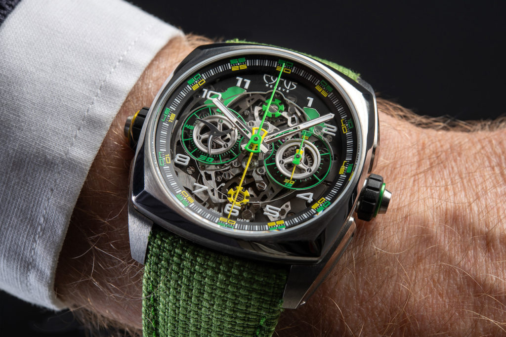 CYRUS Genève watches releases the new Klepcys DICE Lime, a double independent monopusher chronograph in striking green and yellow. 