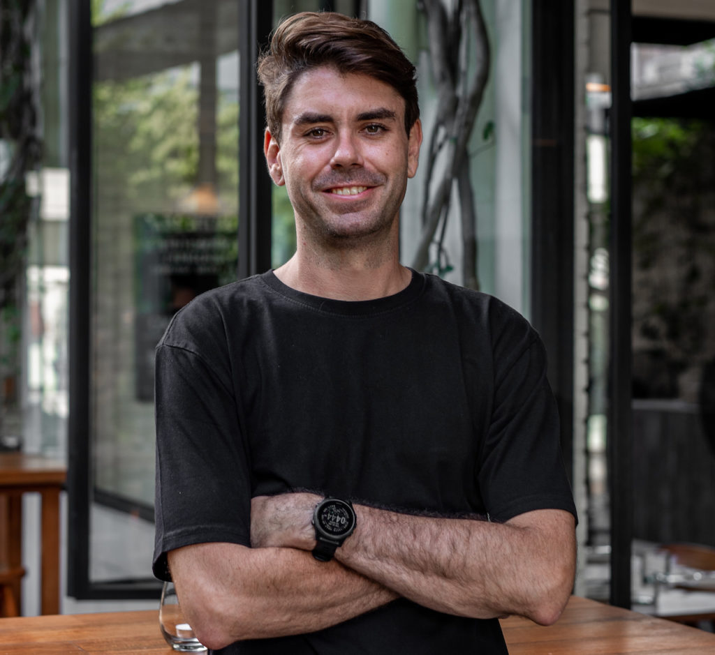 We talk mixology and Bali's thriving cocktail culture with Brett Hospitality Group Bar Director Zac de Git.