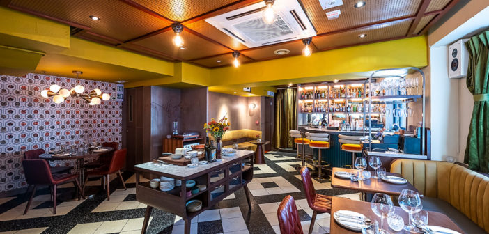 The team behind Frank's Italian American Social Club opens Frank's Records, a seductive new lounge in Central Hong Kong.