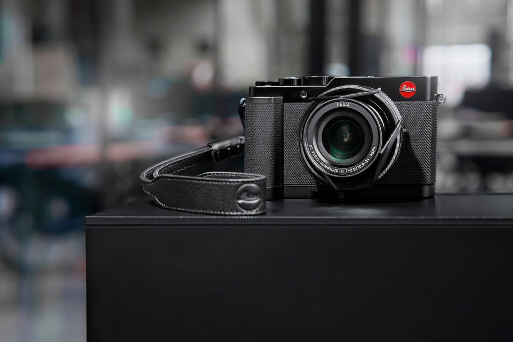 Leica Camera pays homage to the world's most famous secret agent with the Leica D-Lux 7 007 Edition. 