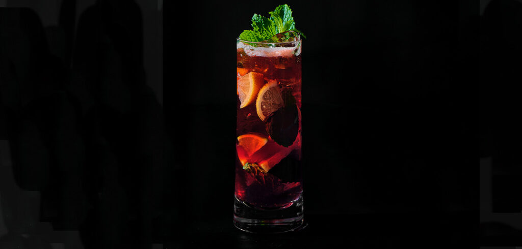Working up a thirst at the end of the week? Rosewood Hong Kong has kicked off the lunar new year with exclusive new cocktail menus.