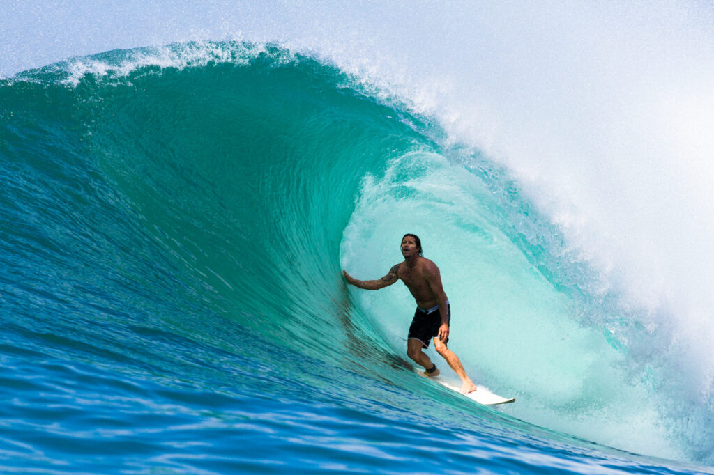 The Maldives' Niyama Private Islands will host an exclusive Brad Gerlach Surf Residency March 16 - April 19. 