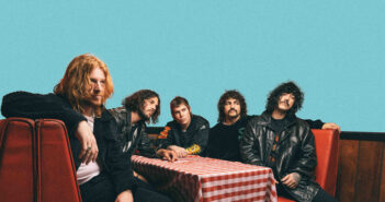 Fans of Indie Rock, get your passports ready, Sticky Fingers is coming to Bali's The Lawn in April.