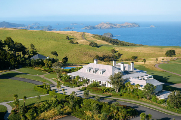 With the arrival of luxurious new Residences, New Zealand’s The Lodge at Kauri Cliffs continues to captivate guests from both home and abroad.