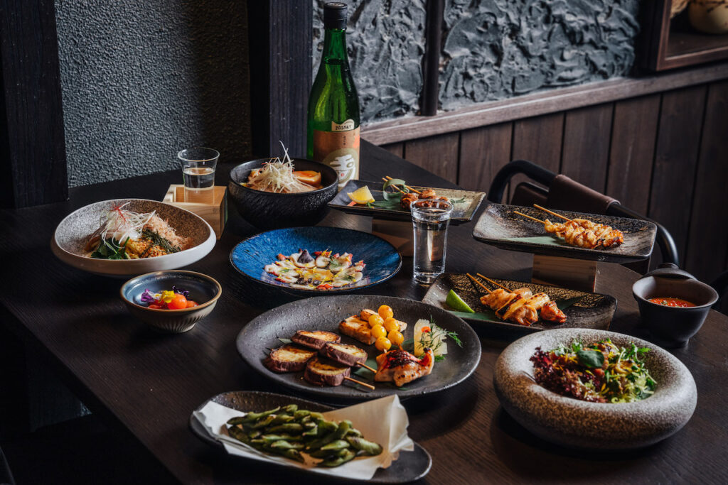 Named after the city’s notorious izakaya district, Yurakucho delivers the coveted energy of Tokyo’s vibrant hidden foodie streets to Central Hong Kong.