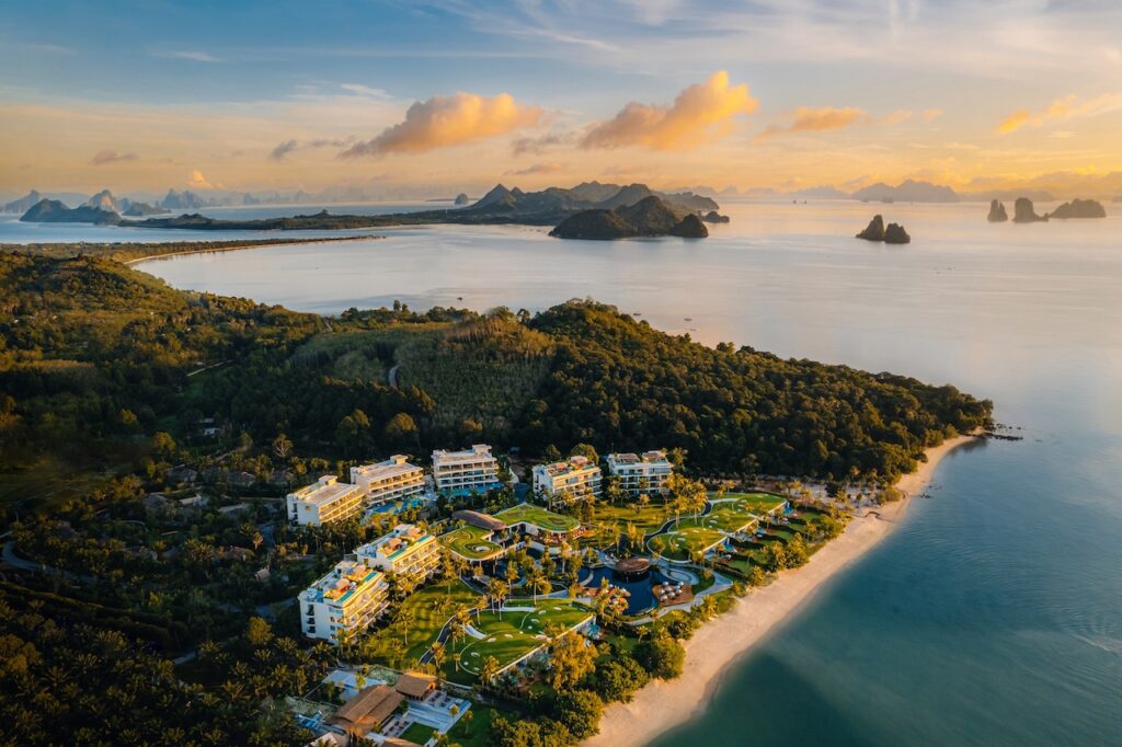 Located in stunning Phang Nga Bay, Anantara Koh Yao Yai Resort & Villas is the end-of-summer escape you deserve.