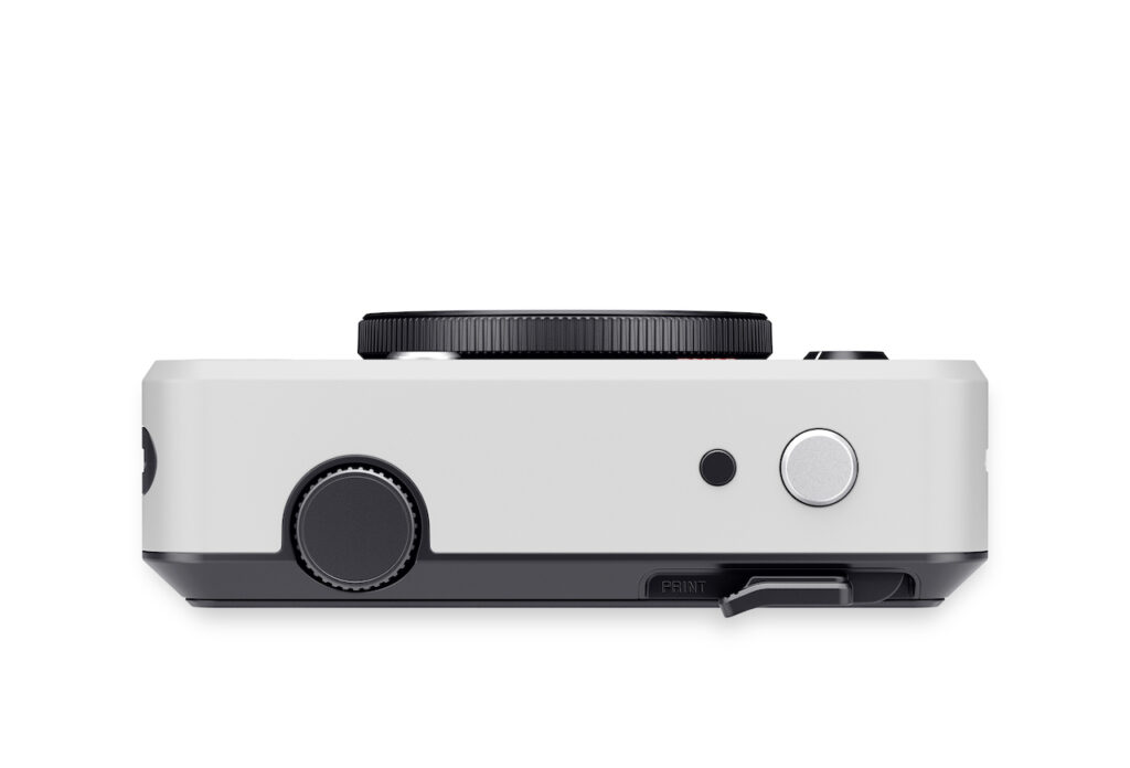 Leica returns to the days of instant prints with its second generation Leica SOFORT 2 hybrid camera. 