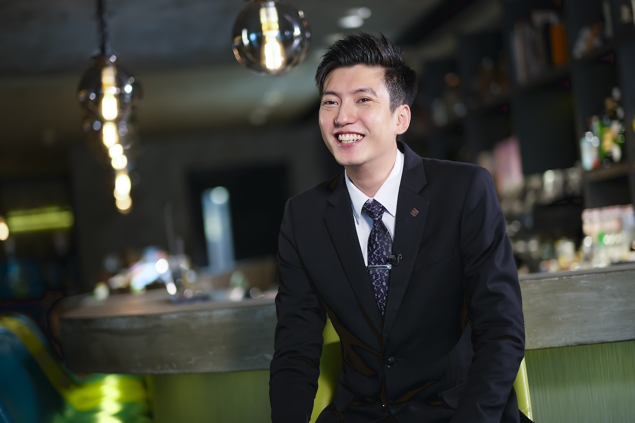 The current World Bartender of the Year, Leo Ko, has put iconic Hong Kong drink yuen yeung on the mixology map – but you can usually find him mixing up martinis inside the Alibi bar at the Cordis Hotel