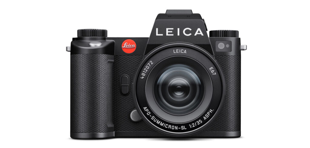 In 2015, Leica introduced the SL-System, uniquely combining the two worlds of photography and videography. Now, those savvy Germans have upped the ante once again with the mirrorless full-frame SL3.