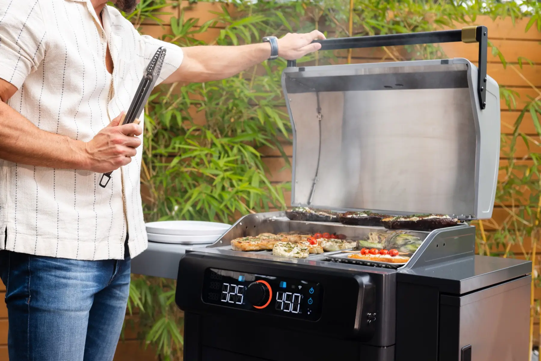 Packed with user-friendly tech features, this electric grill from Current Backyard is a tantalising taste of the future of home barbecue.
