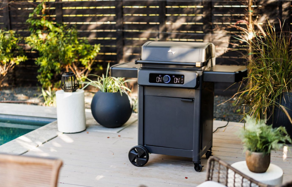 Packed with user-friendly tech features, this electric grill from Current Backyard is a tantalising taste of the future of home barbecue.