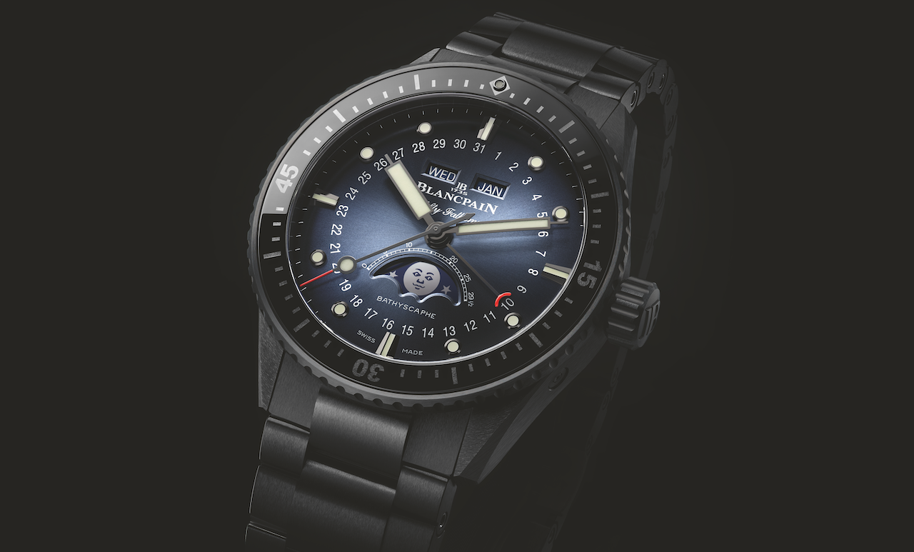 Watch guru Blancpain has created the new Bathyscaphe Quantième Complet Phases de Lune, complete with a patented black ceramic bracelet and case back.